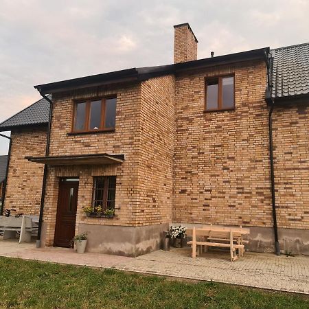 Pokoje Goscinne Wierzchucino Exterior foto