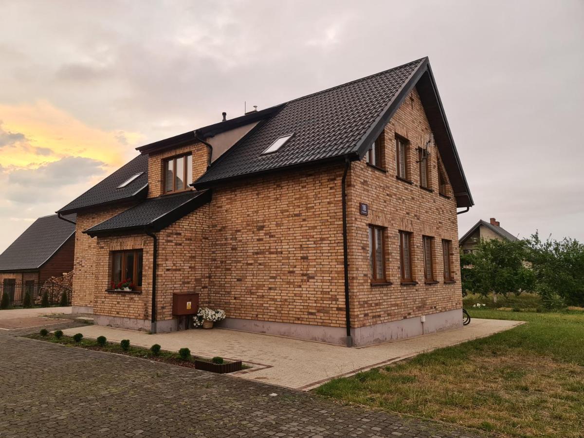Pokoje Goscinne Wierzchucino Exterior foto